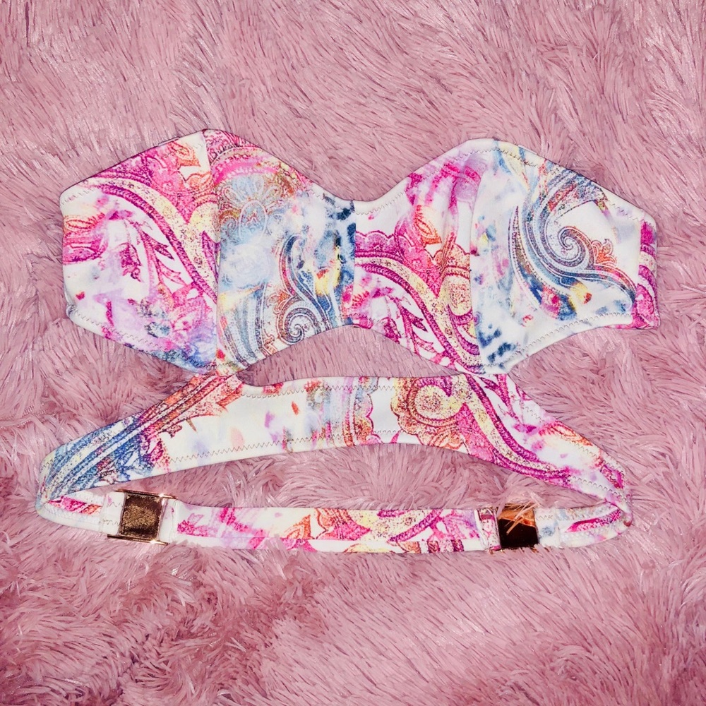 Victoria’s Secret Bikini Top
